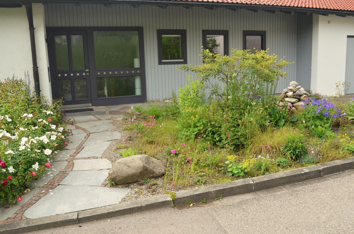 Landschaftsgarten zum Entspannen - Bild 3